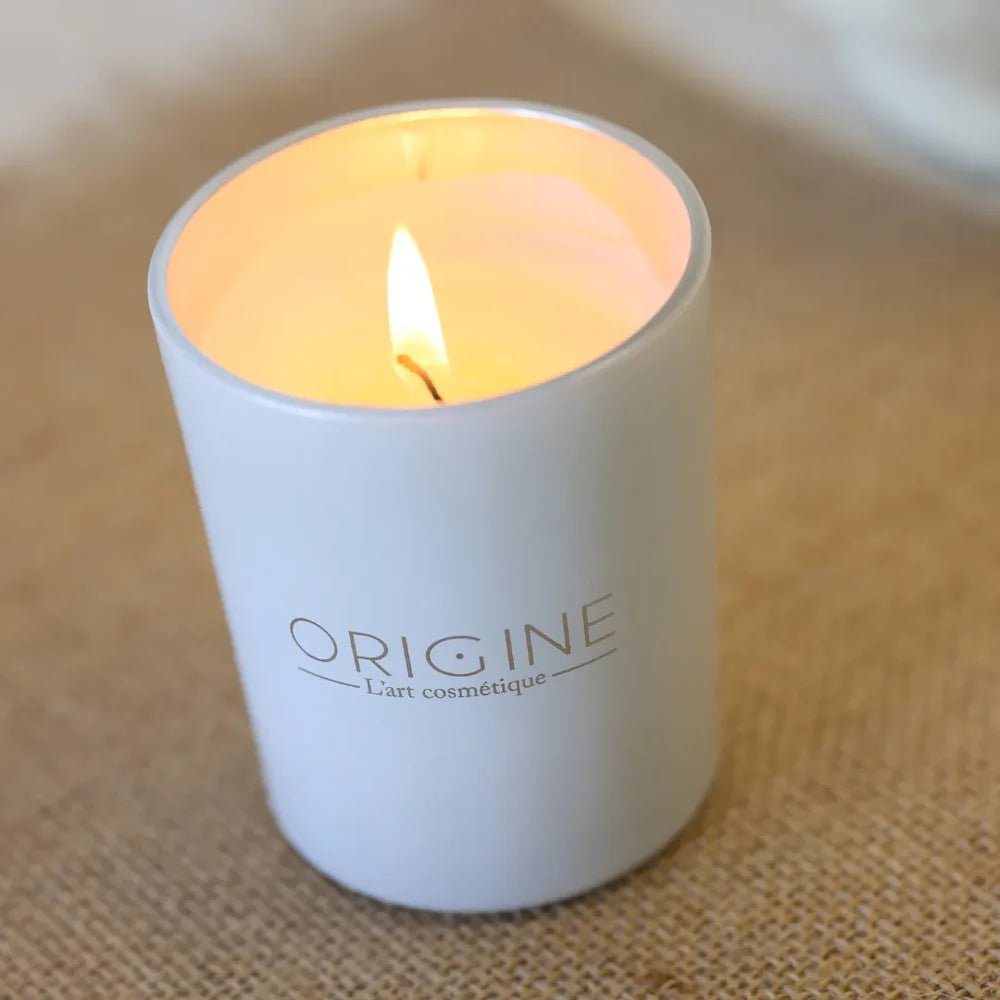 La Bougie de Noël - Épices d&#39;hiver - Origine Cosmétiques Belgique Luxembourg